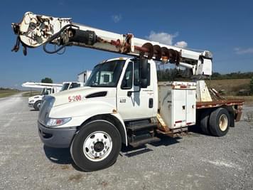 Main image International 4300